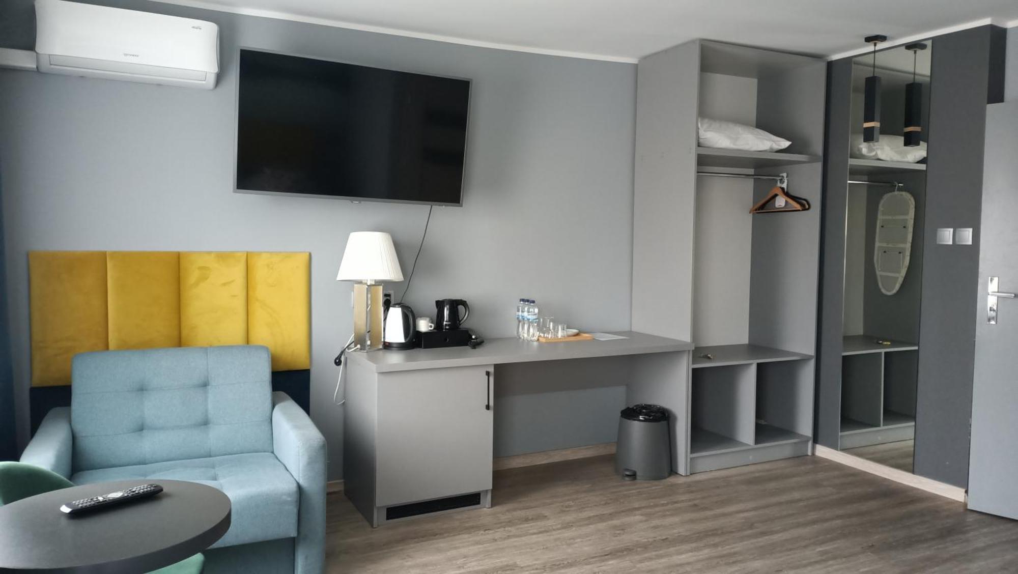 Hotel Pomorski Bromberg Zimmer foto